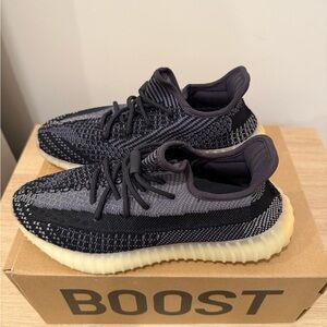 Yeezy Boost 350 V2 Carbon